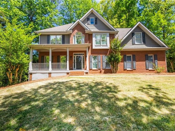 2015 Crossover Drive, Cumming, GA 30040