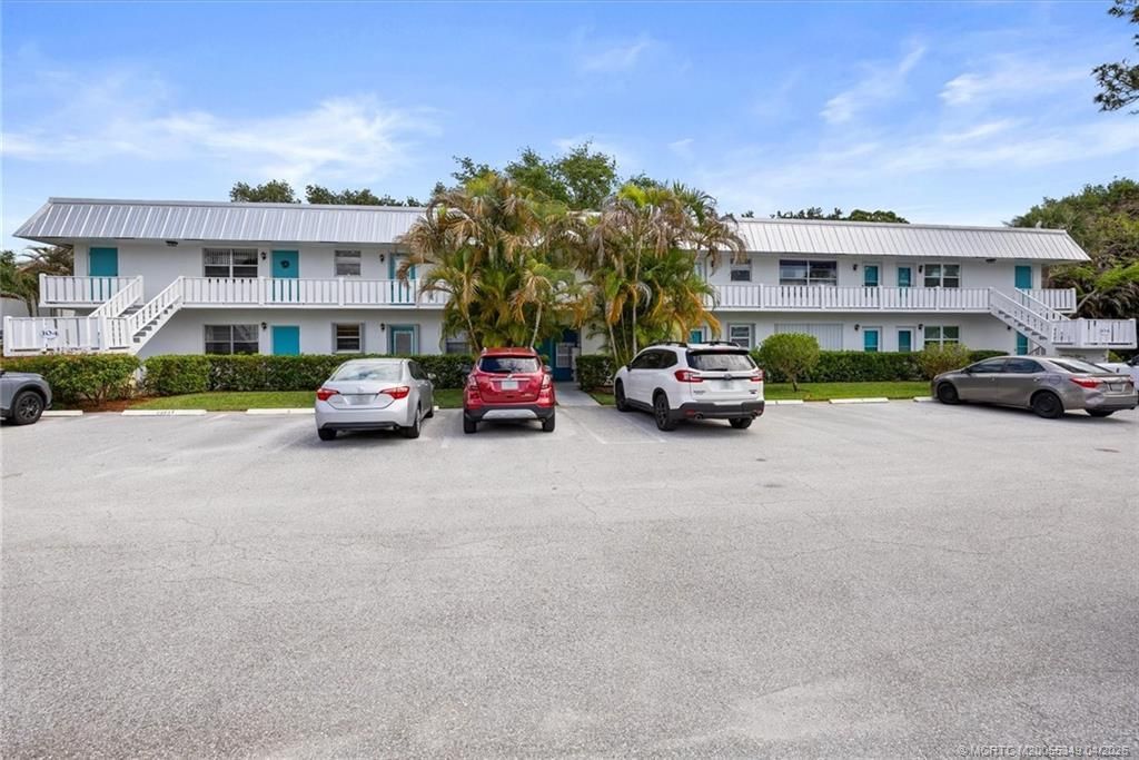 2929 SE Ocean Boulevard, Unit 104-7, Stuart, FL 34996 Photo