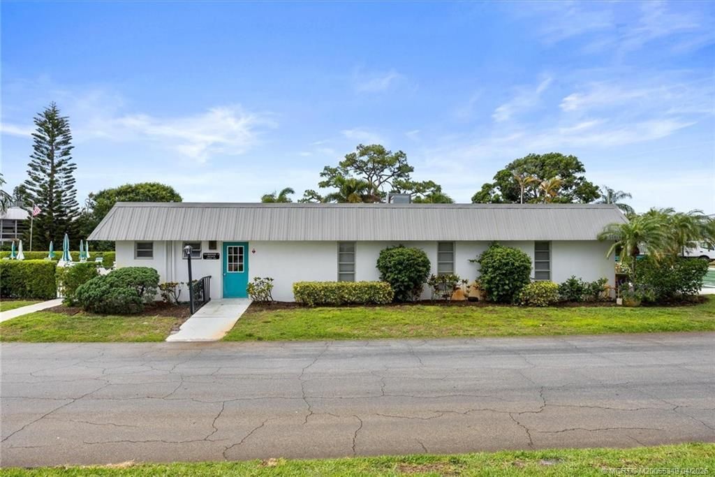 2929 SE Ocean Boulevard, Unit 104-7, Stuart, FL 34996 Photo
