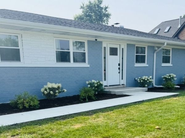 860 S 10th Avenue , La Grange, IL 60525