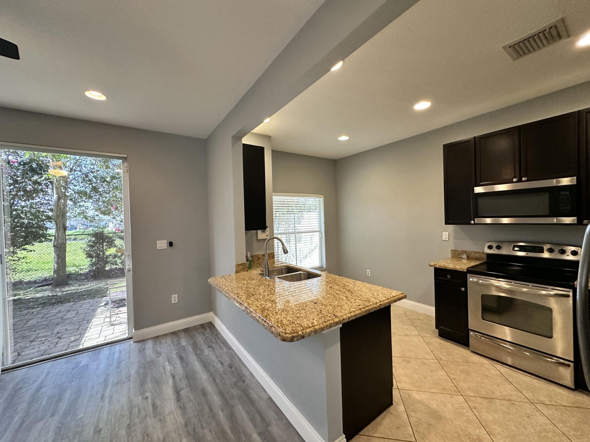 278 Lake Monterey Circle, Boynton Beach, FL 33426 Photo