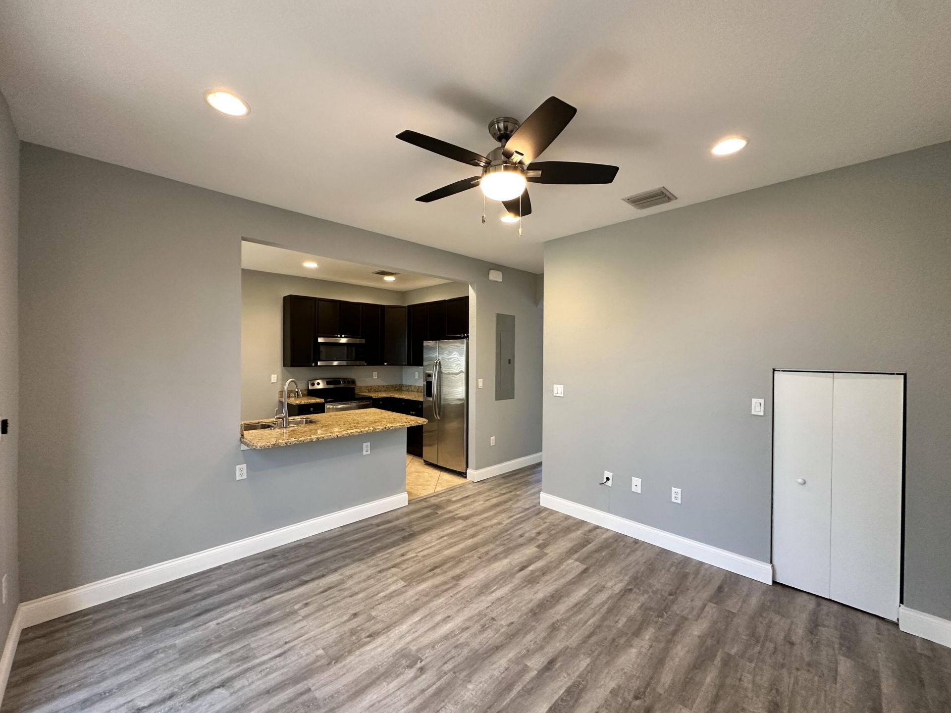 278 Lake Monterey Circle, Boynton Beach, FL 33426 Photo