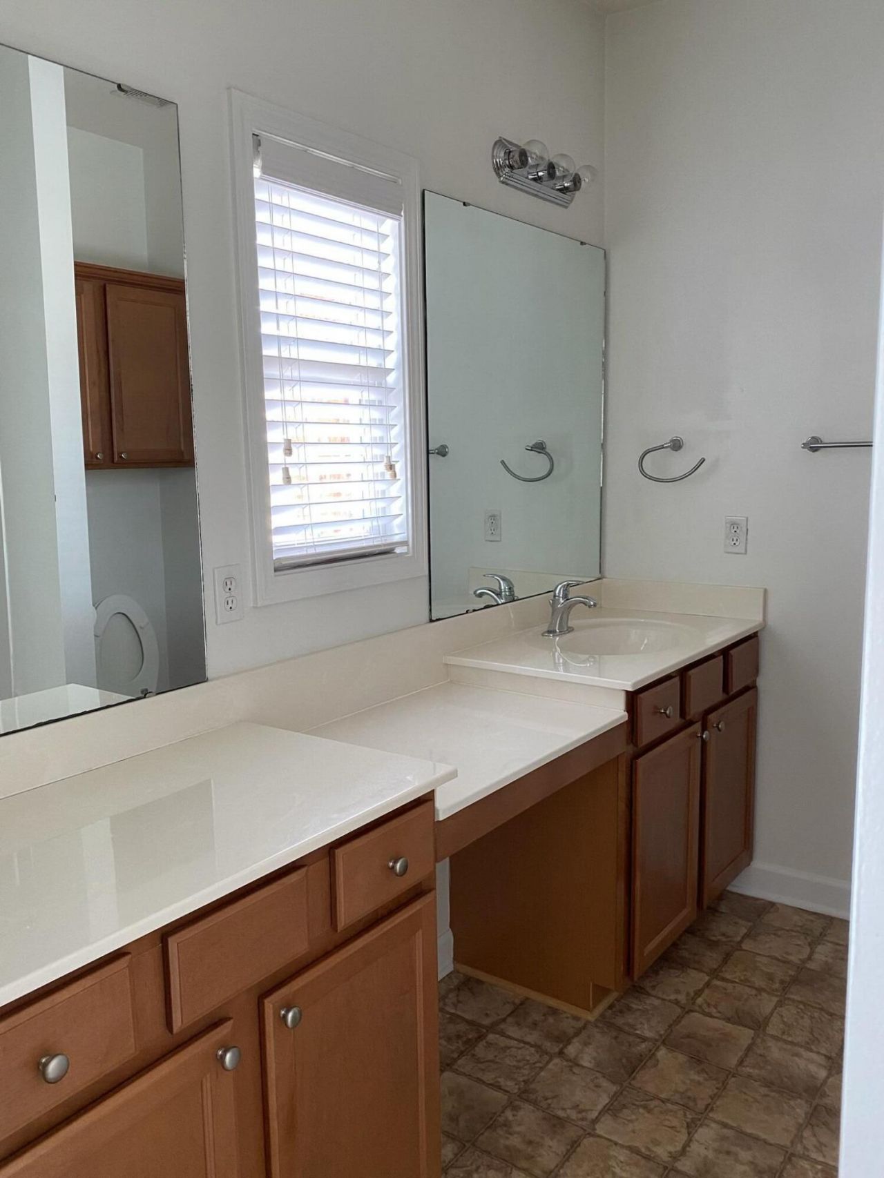 766 Certificate Court Photo 10