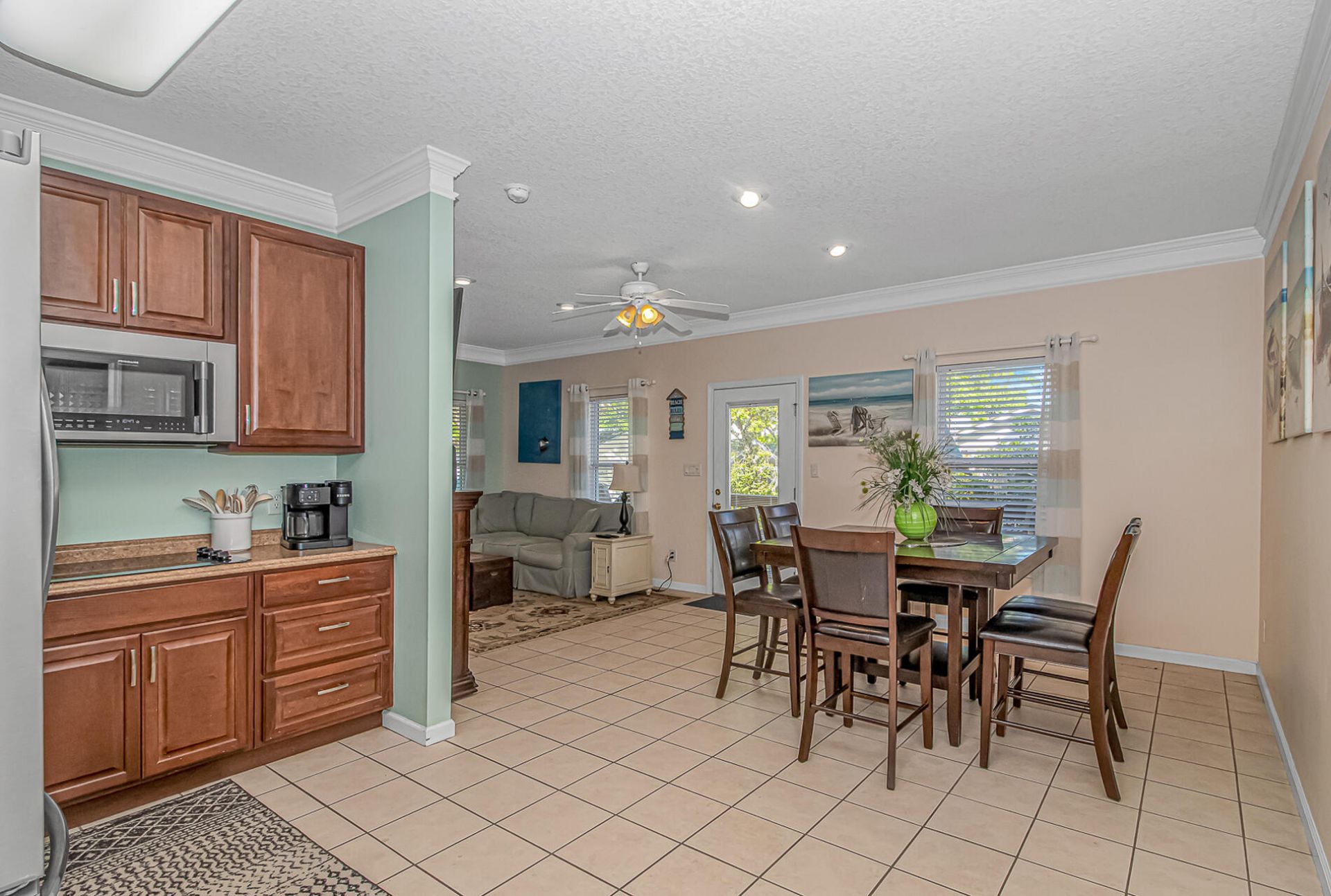 6001 S Kings Highway Photo 16