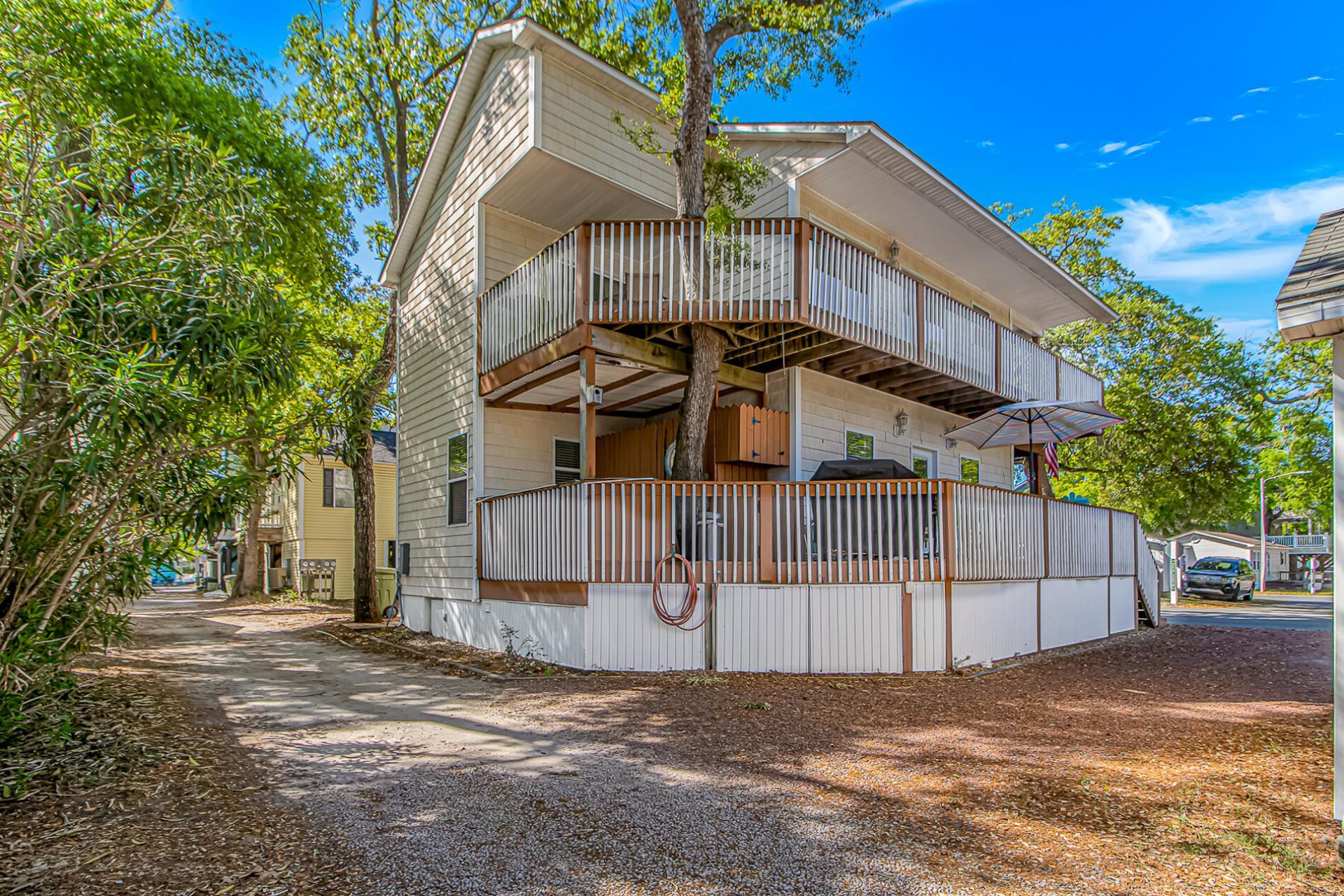 6001 S Kings Highway Photo 5