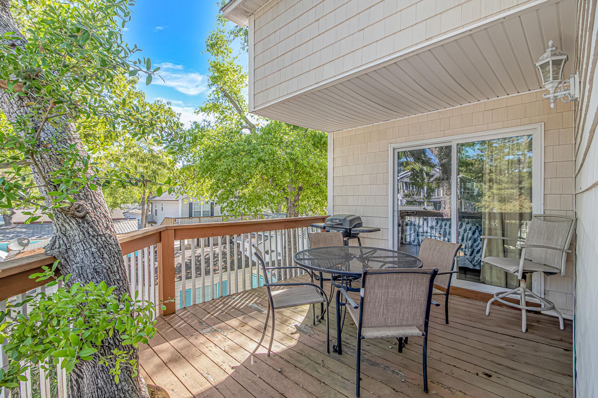 6001 S Kings Highway Photo 8