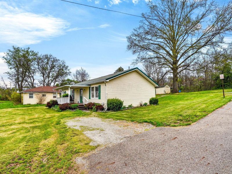 24 S Longworth Street , Jackson, OH 45640 Photo 6