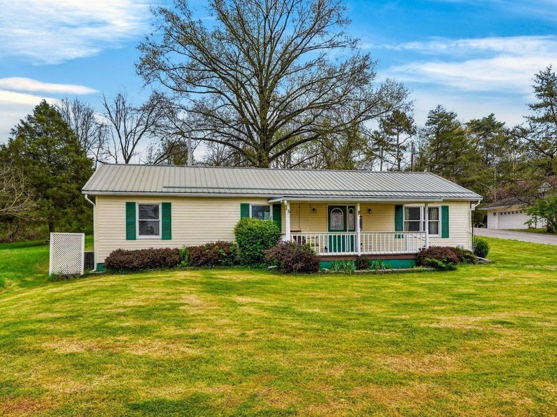 24 S Longworth Street , Jackson, OH 45640 Photo 7