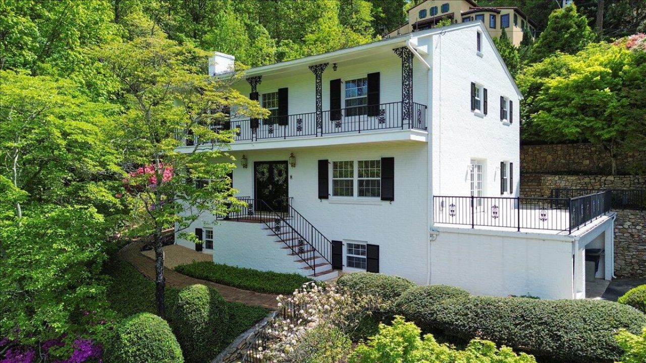 3002 Burnleigh Rd Sw, Roanoke, VA 24014 Main Photo