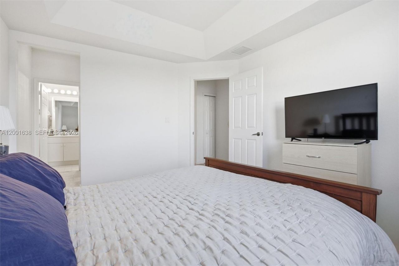 11102 NW 83rd St, Unit 217, Doral, FL 33178 Photo