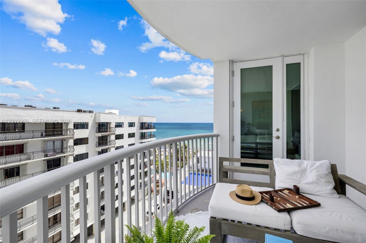 5401 Collins Ave , Unit 611, Miami Beach, FL 33140 Photo