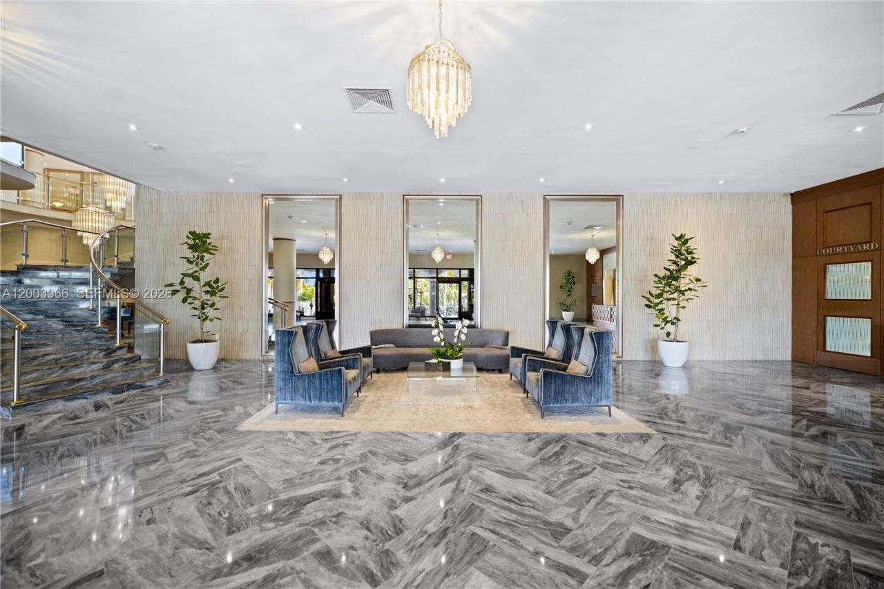 5401 Collins Ave , Unit 611, Miami Beach, FL 33140 Photo