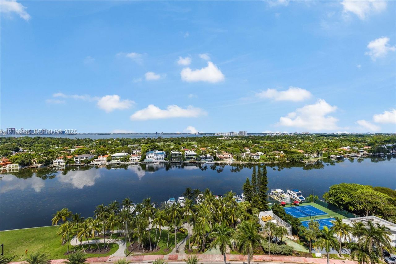 5401 Collins Ave , Unit 611, Miami Beach, FL 33140 Photo