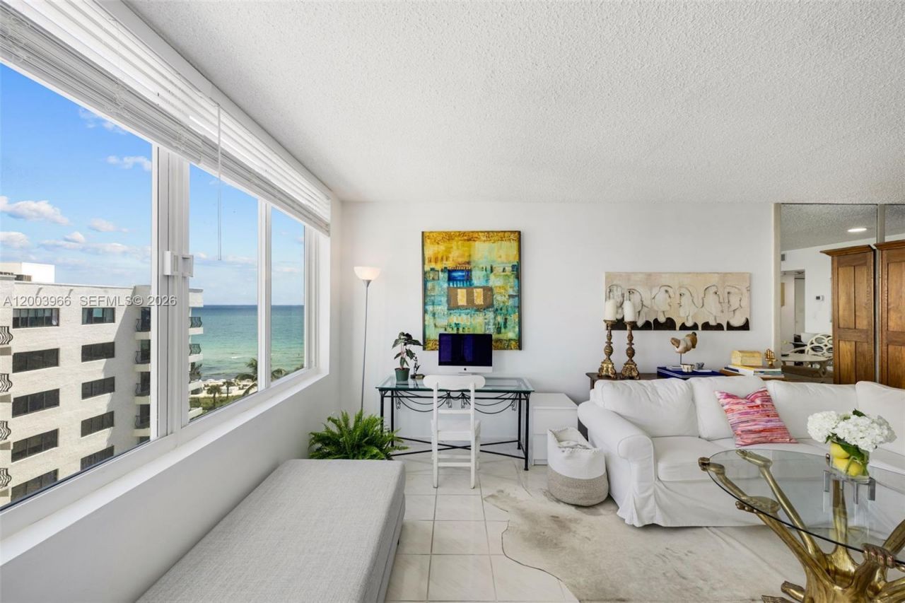 5401 Collins Ave , Unit 611, Miami Beach, FL 33140 Photo