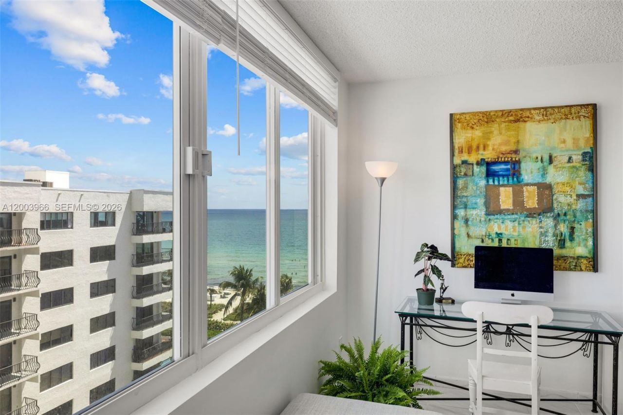 5401 Collins Ave , Unit 611, Miami Beach, FL 33140 Photo