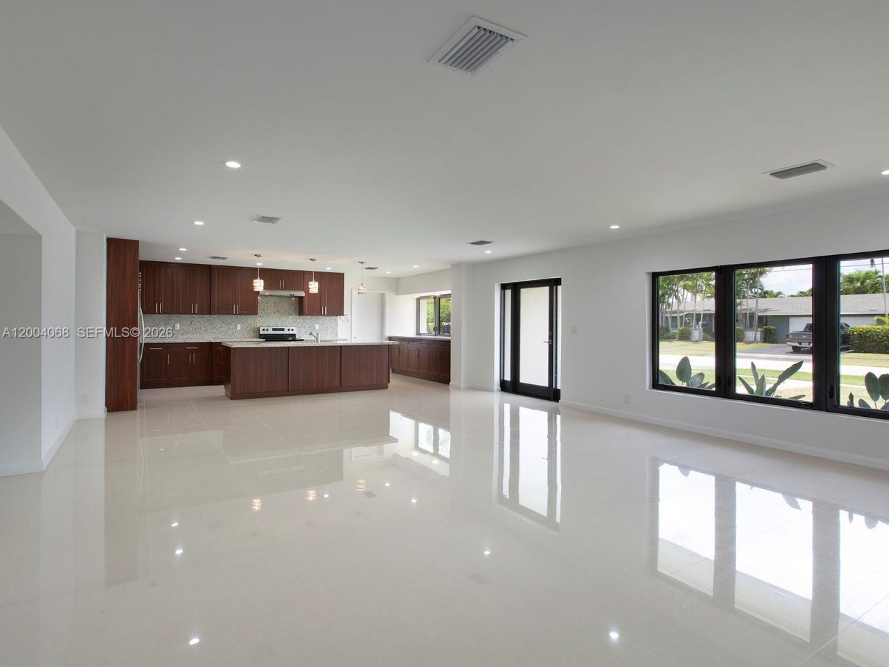 8790 SW 85th St , Miami, FL 33173 Photo