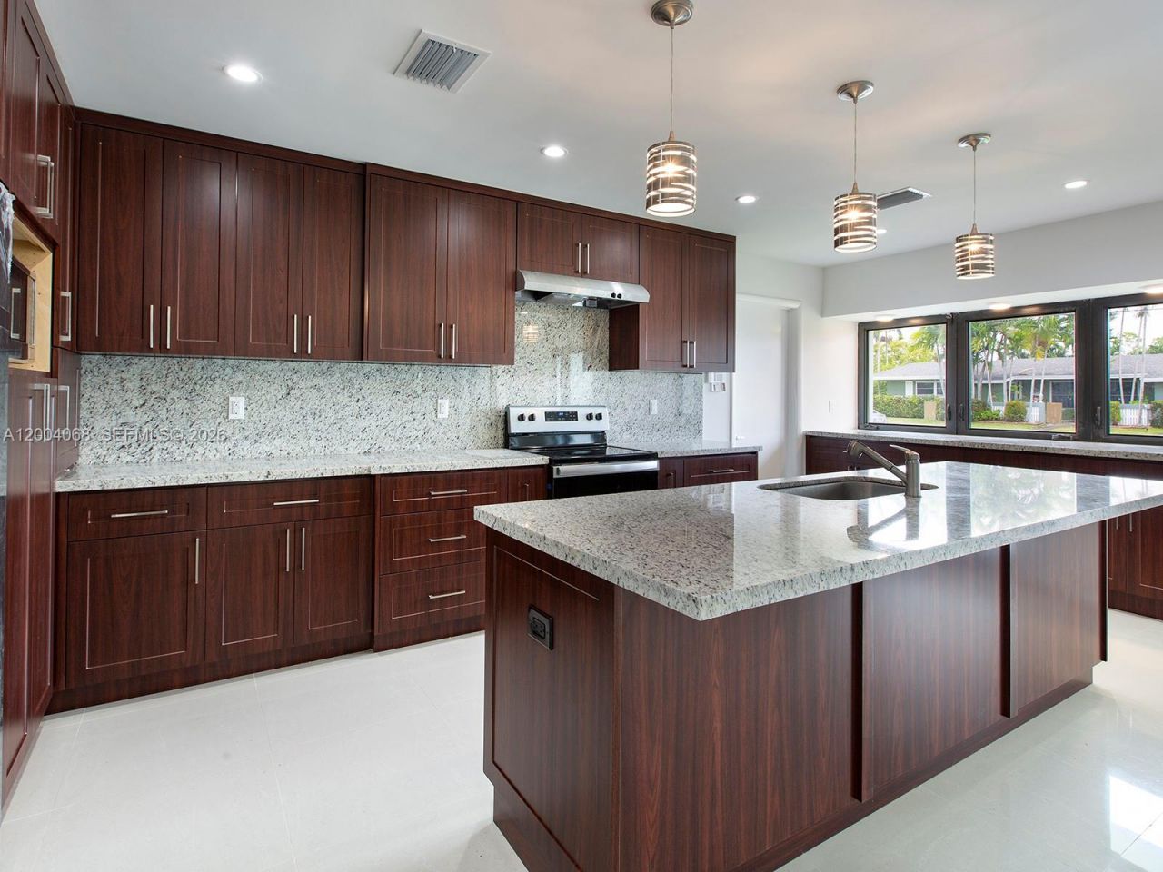 8790 SW 85th St , Miami, FL 33173 Photo