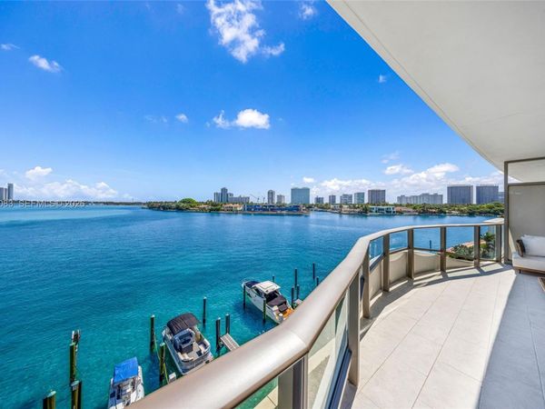 1135 103rd St , Unit 504, Bay Harbor Islands, FL 33154