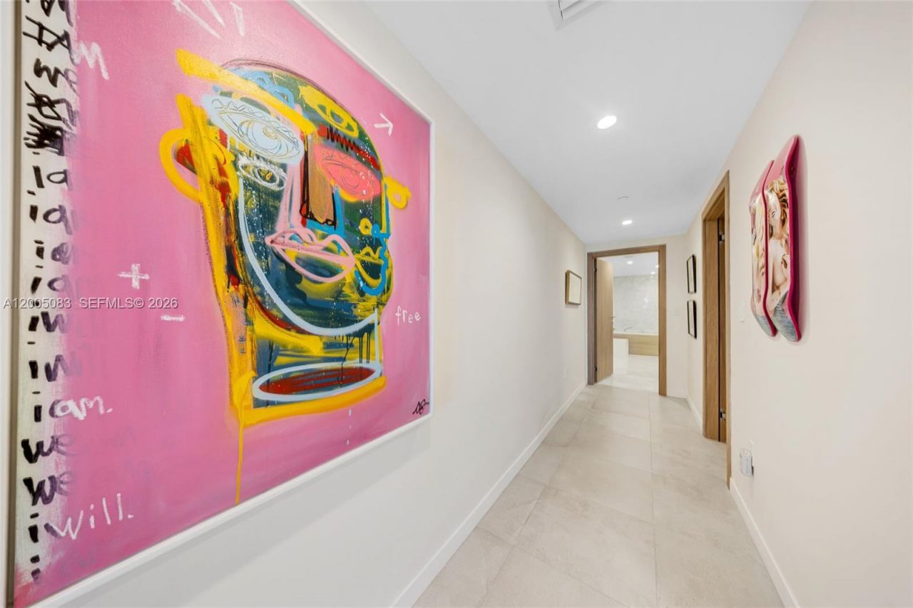 1135 103rd St , Unit 504, Bay Harbor Islands, FL 33154 Photo