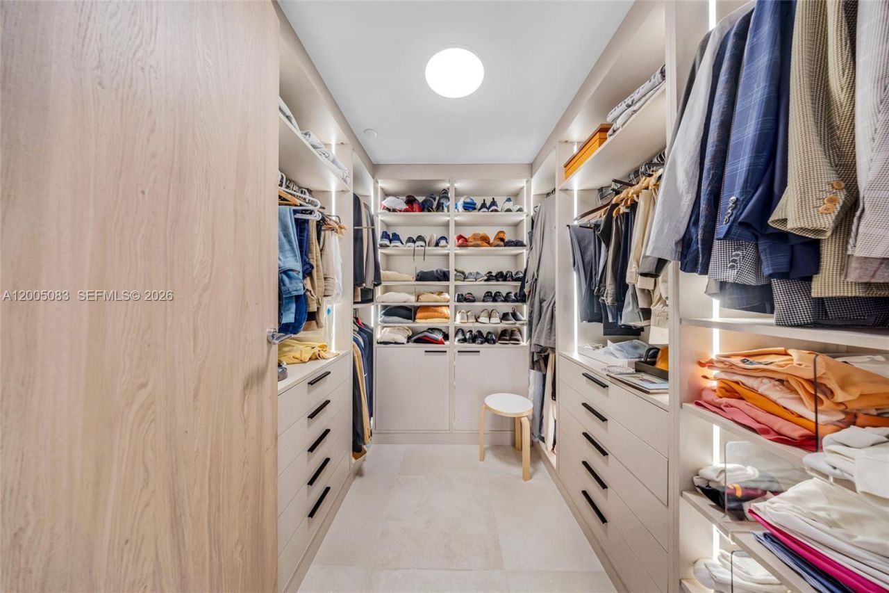 1135 103rd St , Unit 504, Bay Harbor Islands, FL 33154 Photo