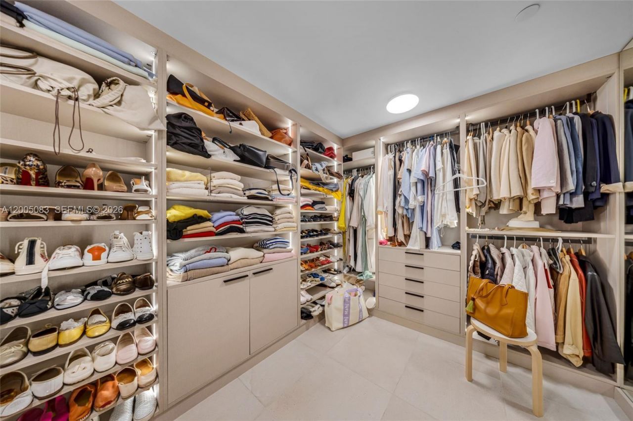 1135 103rd St , Unit 504, Bay Harbor Islands, FL 33154 Photo