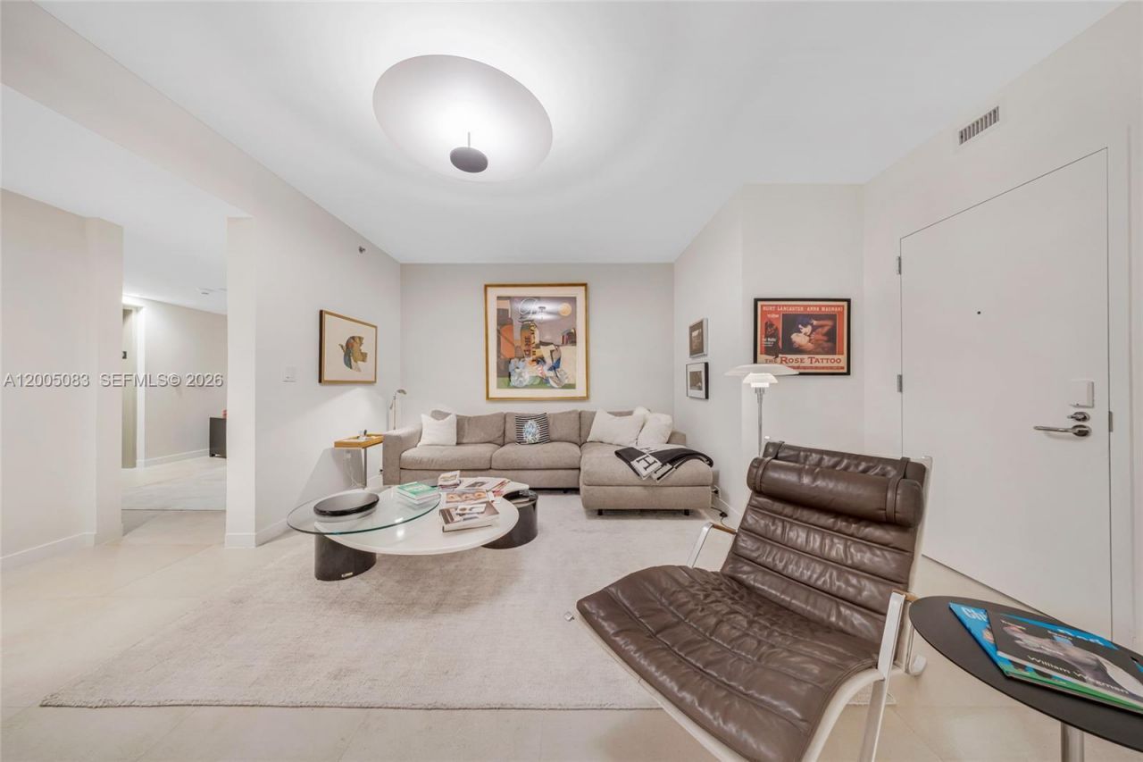 1135 103rd St , Unit 504, Bay Harbor Islands, FL 33154 Photo