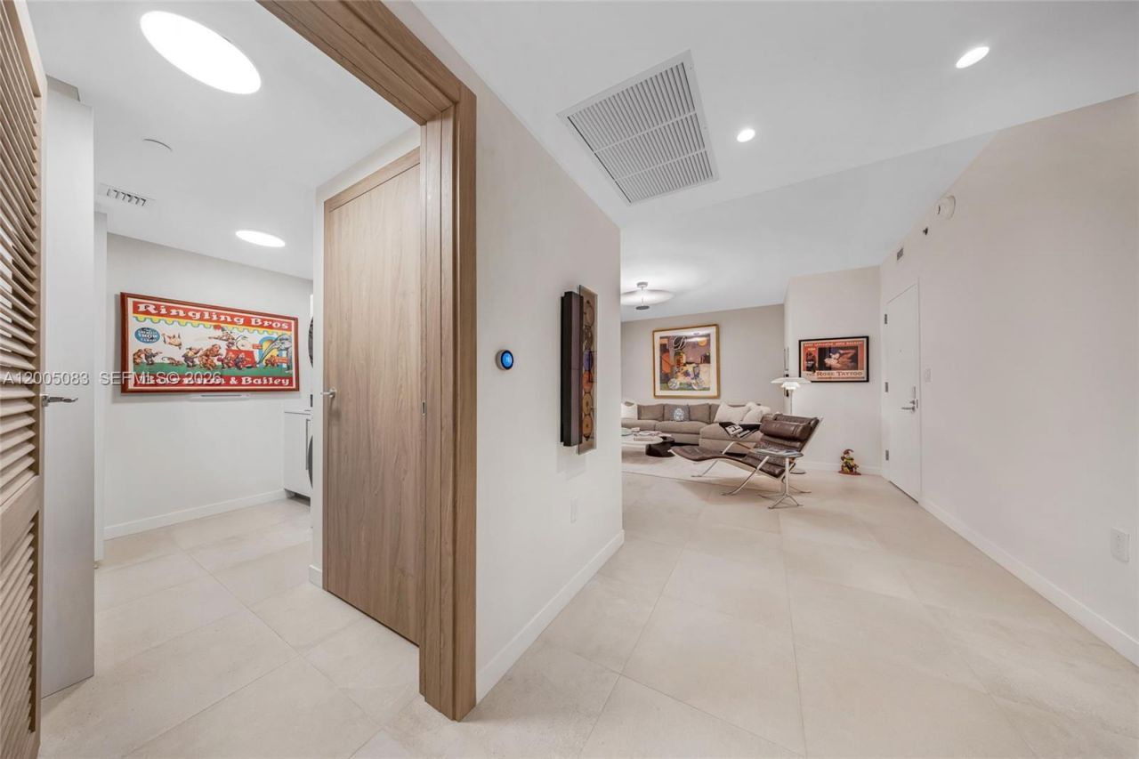 1135 103rd St , Unit 504, Bay Harbor Islands, FL 33154 Photo