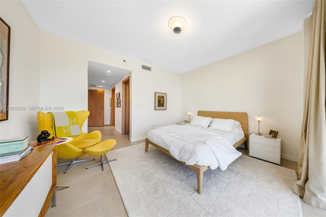 1135 103rd St , Unit 504, Bay Harbor Islands, FL 33154 Photo