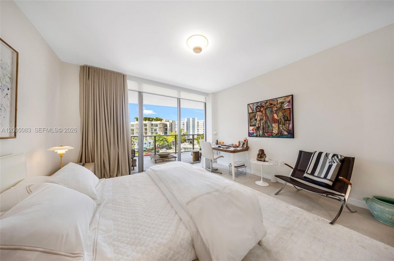 1135 103rd St , Unit 504, Bay Harbor Islands, FL 33154 Photo