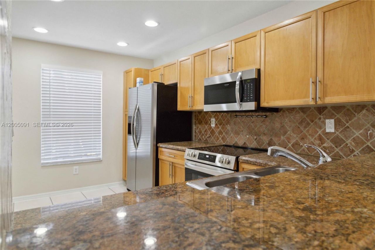 3079 SW 129th Way , Unit 159, Miramar, FL 33027 Photo