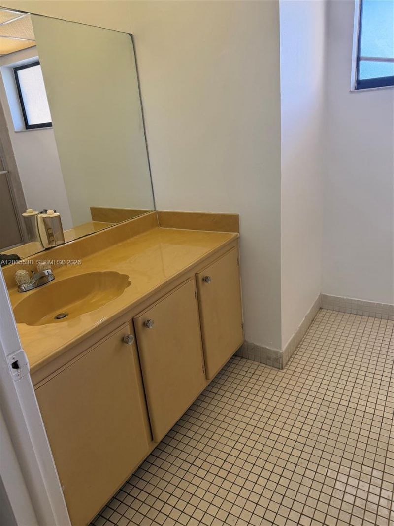 8415 SW 107th Ave, Unit 208W, Miami, FL 33173 Photo