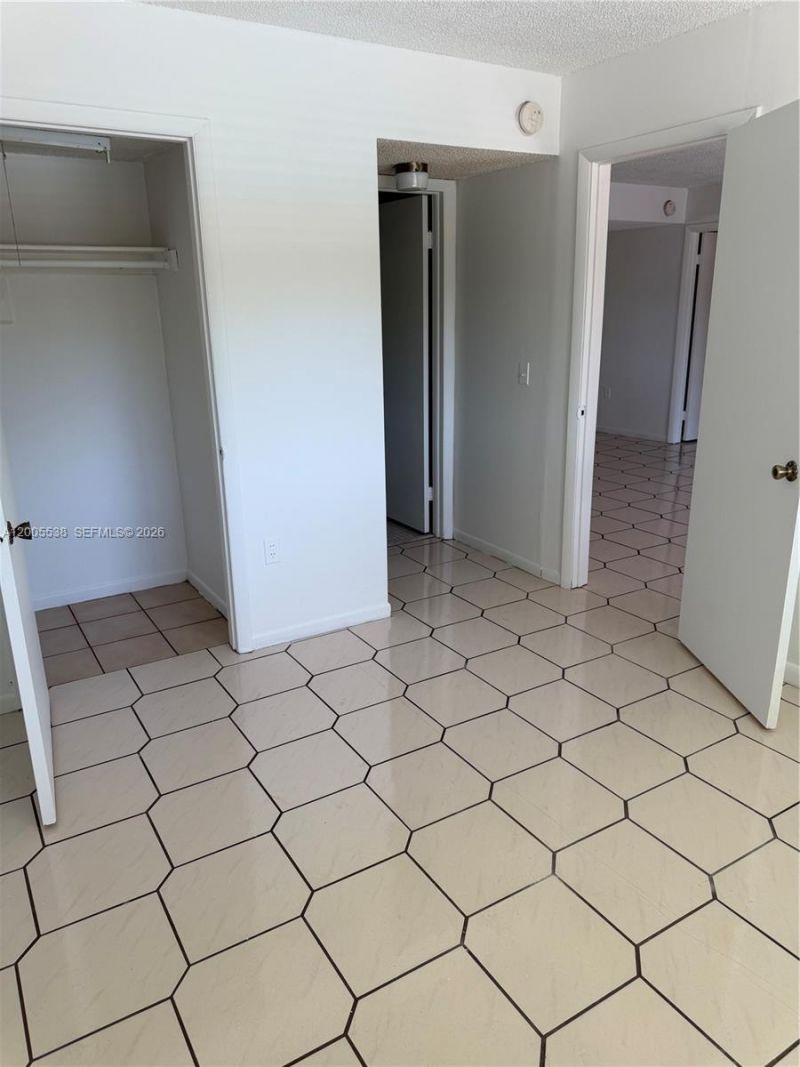 8415 SW 107th Ave, Unit 208W, Miami, FL 33173 Photo