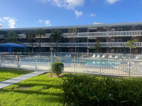 181 NE 14th Ave , Unit 20A, Hallandale Beach, FL 33009