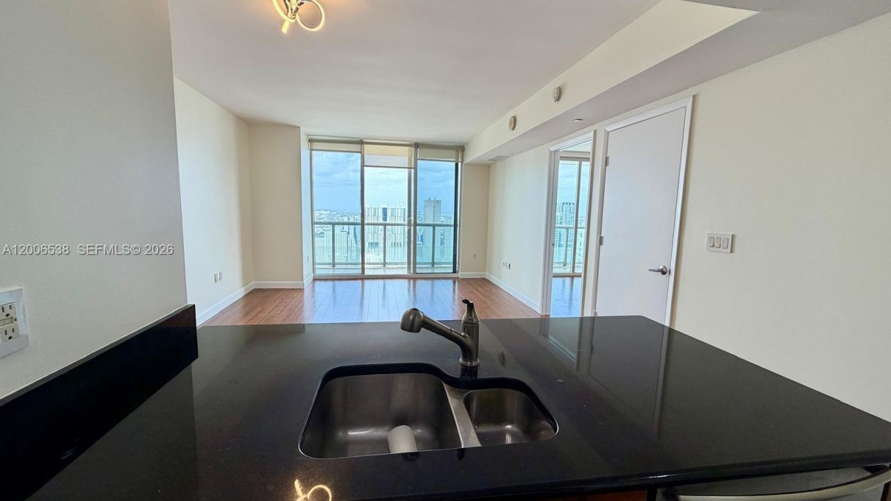 50 Biscayne Blvd, Unit 4507, Miami, FL 33132 Photo