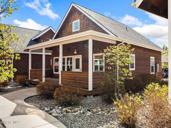 45 Welty Dr , Dover, ID 83825