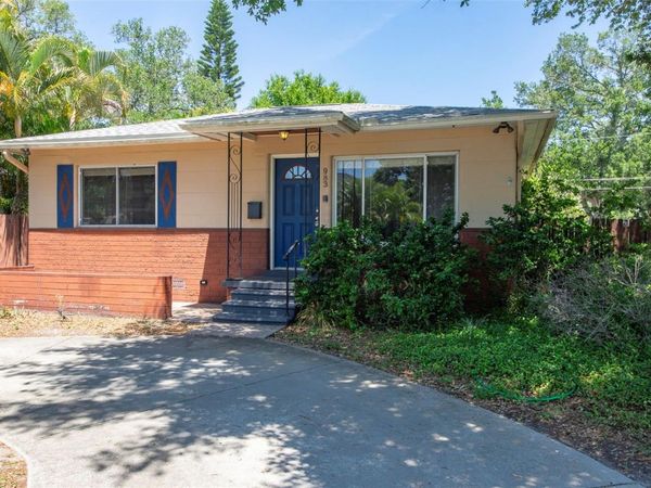983 47TH AVENUE N, ST PETERSBURG, FL 33703