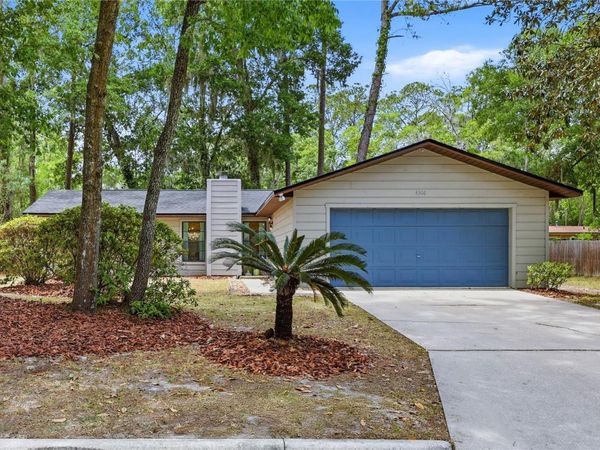 4306 NW 20TH DRIVE , GAINESVILLE, FL 32605