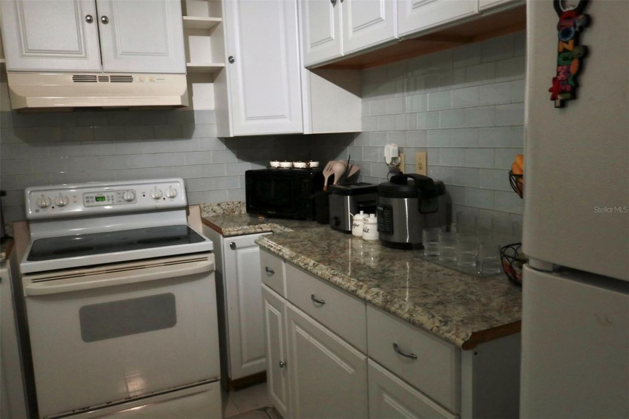 3125 36th Street N, Unit 103, Saint Petersburg, FL 33713 Photo