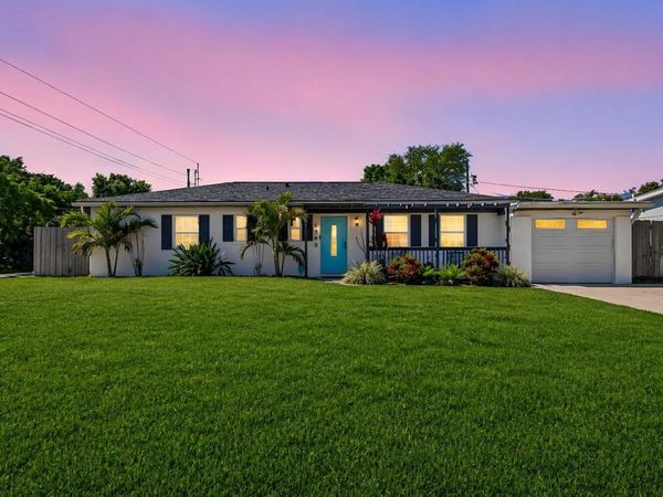 4100 W TYSON AVENUE , TAMPA, FL 33611