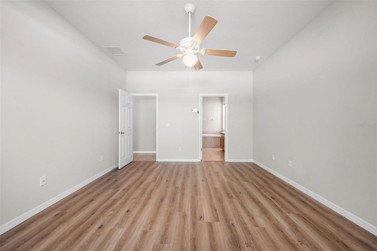 910 Fern Leaf Drive, Ruskin, FL 33570 Photo