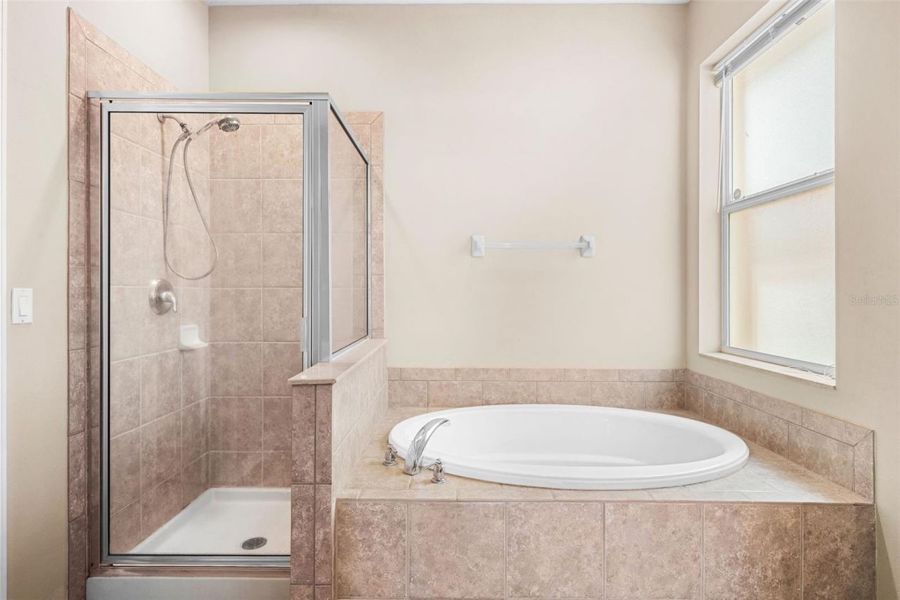 910 Fern Leaf Drive, Ruskin, FL 33570 Photo