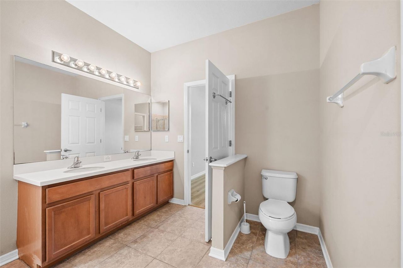 910 Fern Leaf Drive, Ruskin, FL 33570 Photo