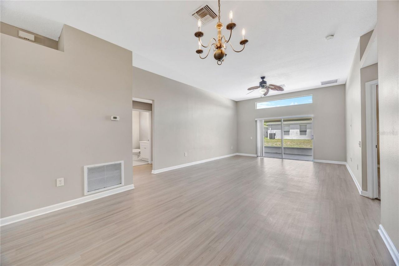 30435 Annadale Drive, Wesley Chapel, FL 33545 Photo