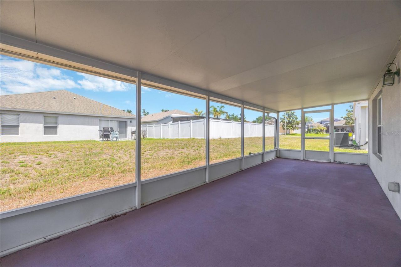 30435 Annadale Drive, Wesley Chapel, FL 33545 Photo