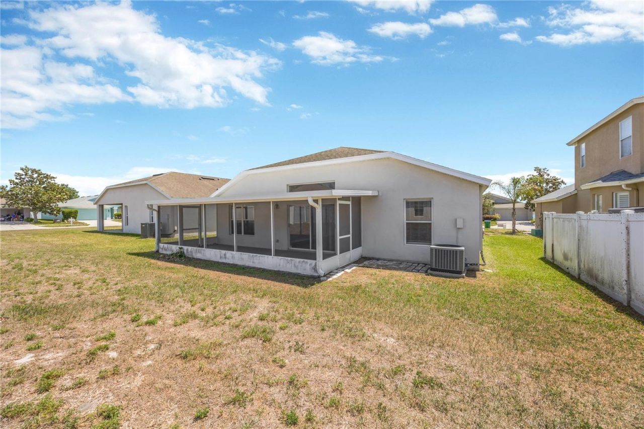 30435 Annadale Drive, Wesley Chapel, FL 33545 Photo