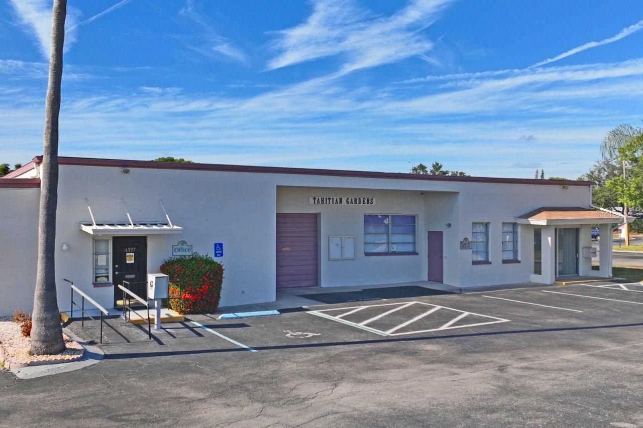 4363 Tahitian Gardens Circle, Unit B, Holiday, FL 34691 Photo