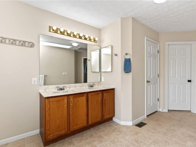 2436 Rumford Way, Beavercreek, OH 45431 Photo 38