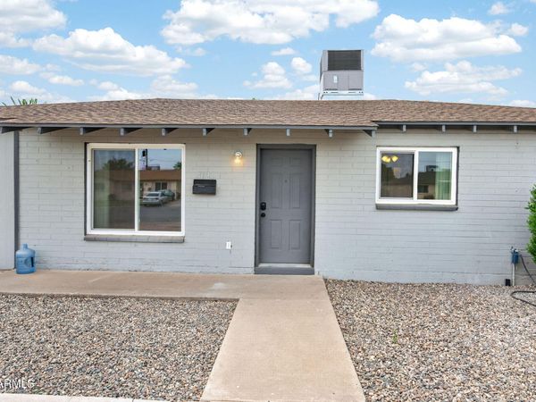 4721 W ROMA Avenue, Phoenix, AZ 85031