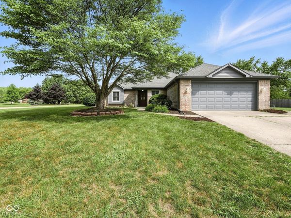 856 Cypress N, Greenwood, IN 46143