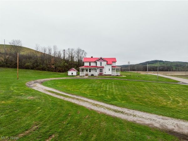 19114 Licking Valley Road , Frazeysburg, OH 43830
